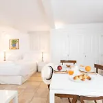 Ventoura Suites, Corfu Old Town