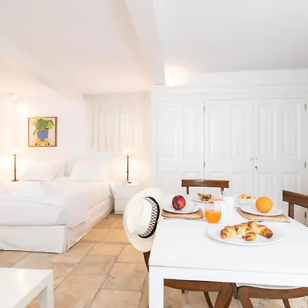 Ventoura Suites, Corfu Old Town