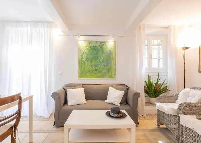 Apartment Ventoura Suites, Corfu Old Town