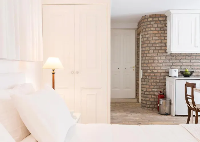 Ventoura Suites, Corfu Old Town Apartment