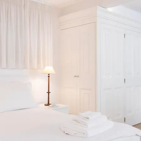 Ventoura Suites, Corfu Old Town